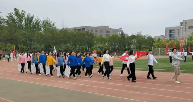 yl34511线路中心在第60届校运会拼搏奋进.jpg